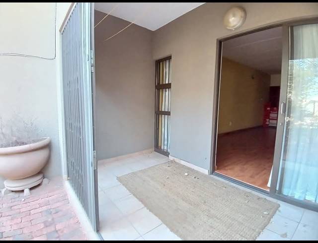 2 BEDROOM TOWNHOUSE FOR SALE IN SASOLBURG EXT 23